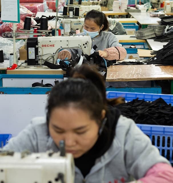 Why Brands Choose Yisi Packing as Their Trusted Custom EVA Case Manufacturer